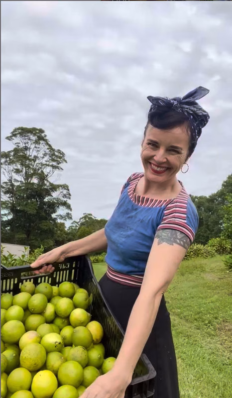 thebookreview_FPyewacketsTraditional